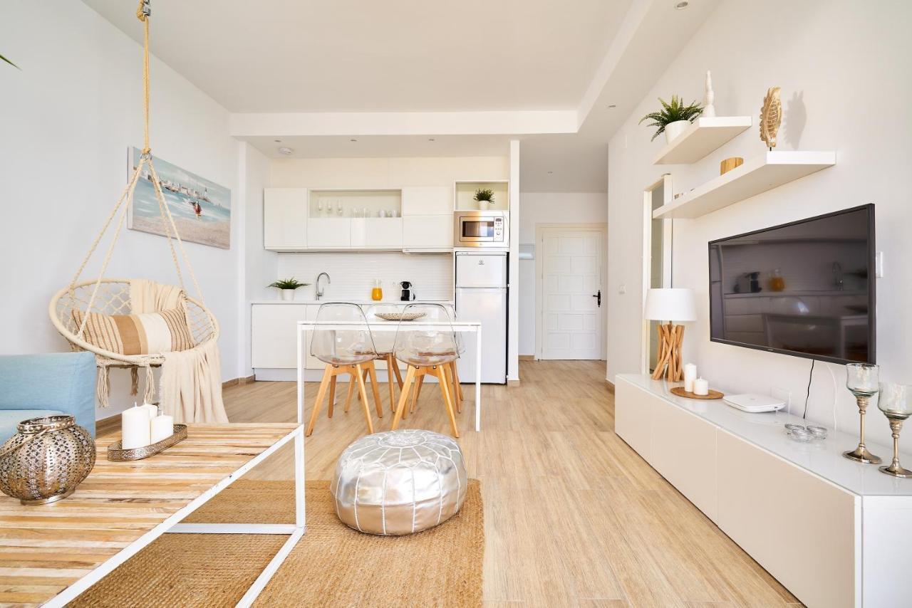 Sunset Beach Charming Apartment With Jacuzzi Torremolinos Kültér fotó