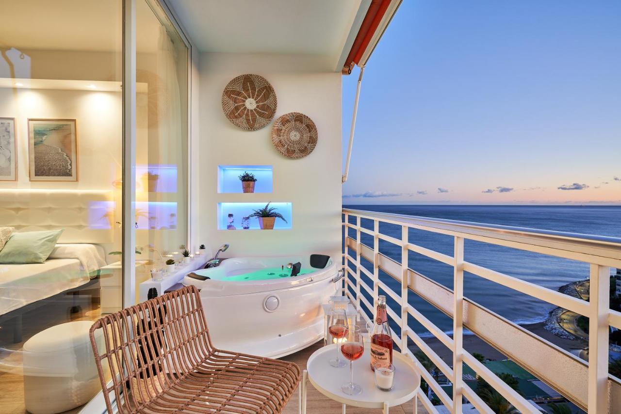 Sunset Beach Charming Apartment With Jacuzzi Torremolinos Kültér fotó