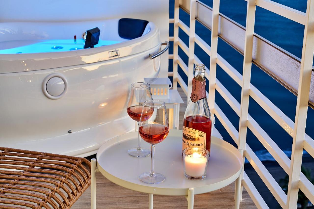 Sunset Beach Charming Apartment With Jacuzzi Torremolinos Kültér fotó