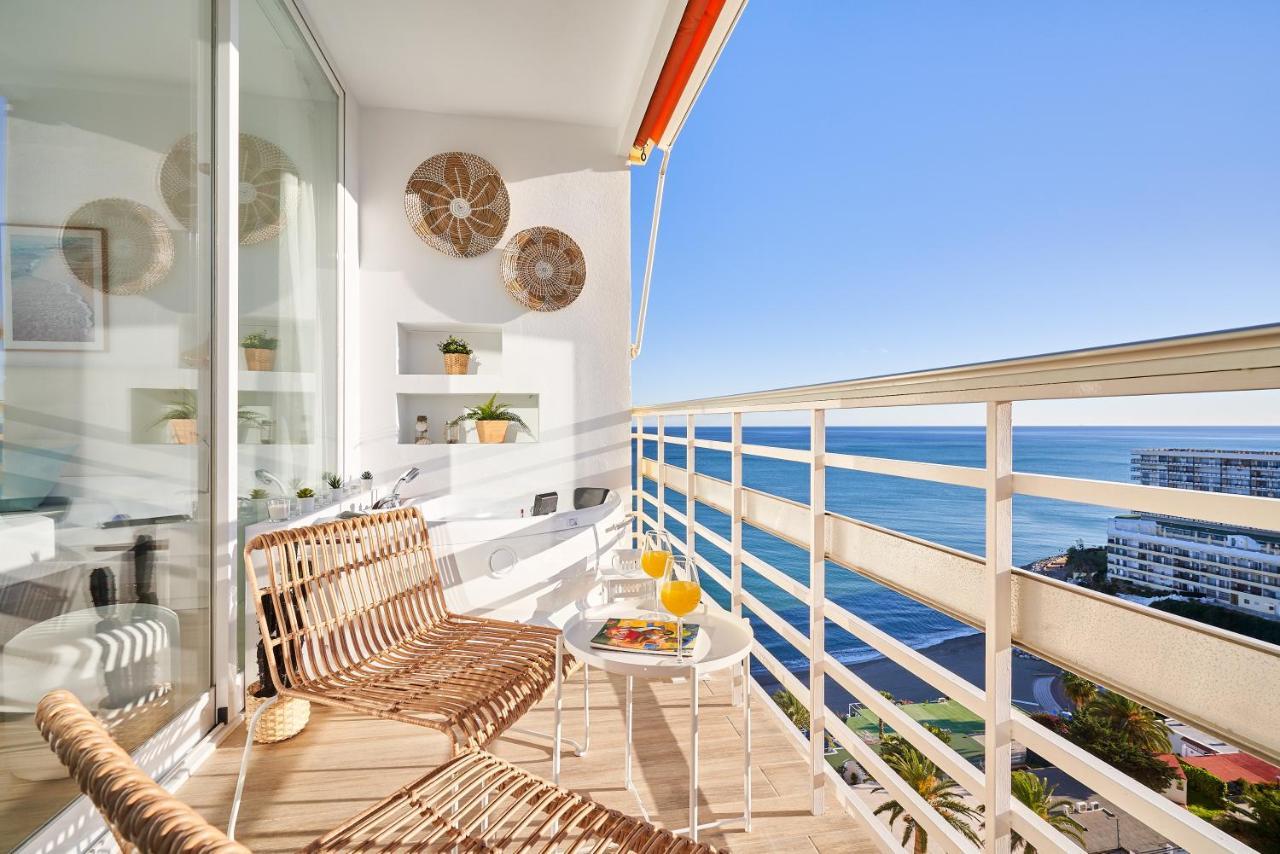 Sunset Beach Charming Apartment With Jacuzzi Torremolinos Kültér fotó