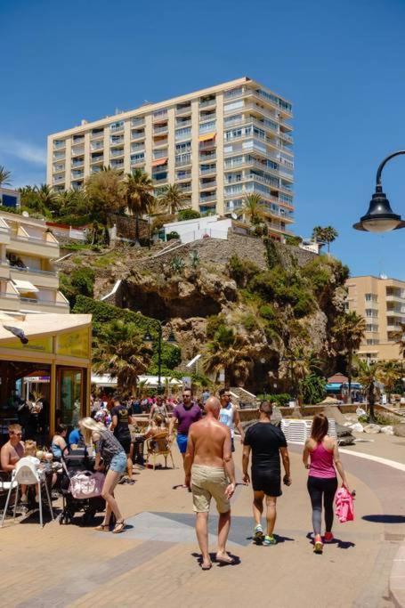 Sunset Beach Charming Apartment With Jacuzzi Torremolinos Kültér fotó
